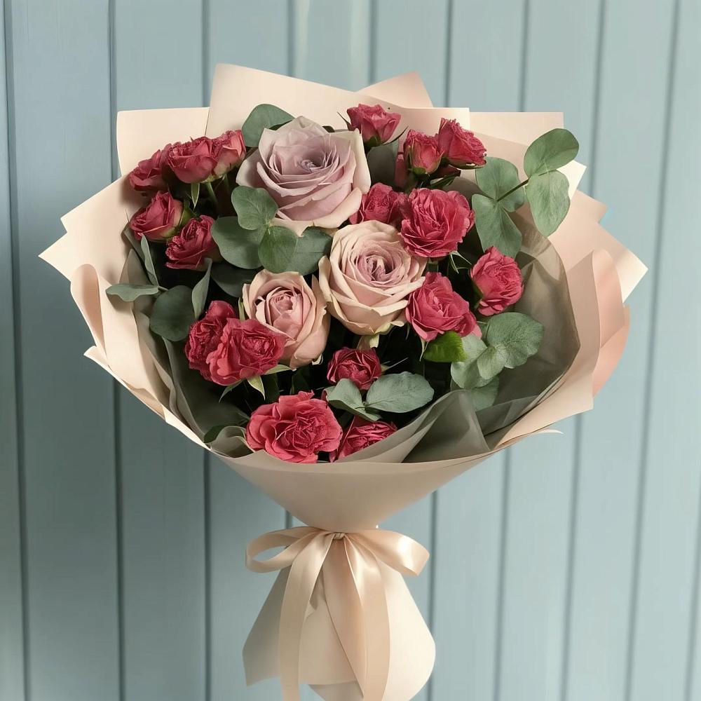 Букет цветов из: Гвоздики и Розы в Антипихе