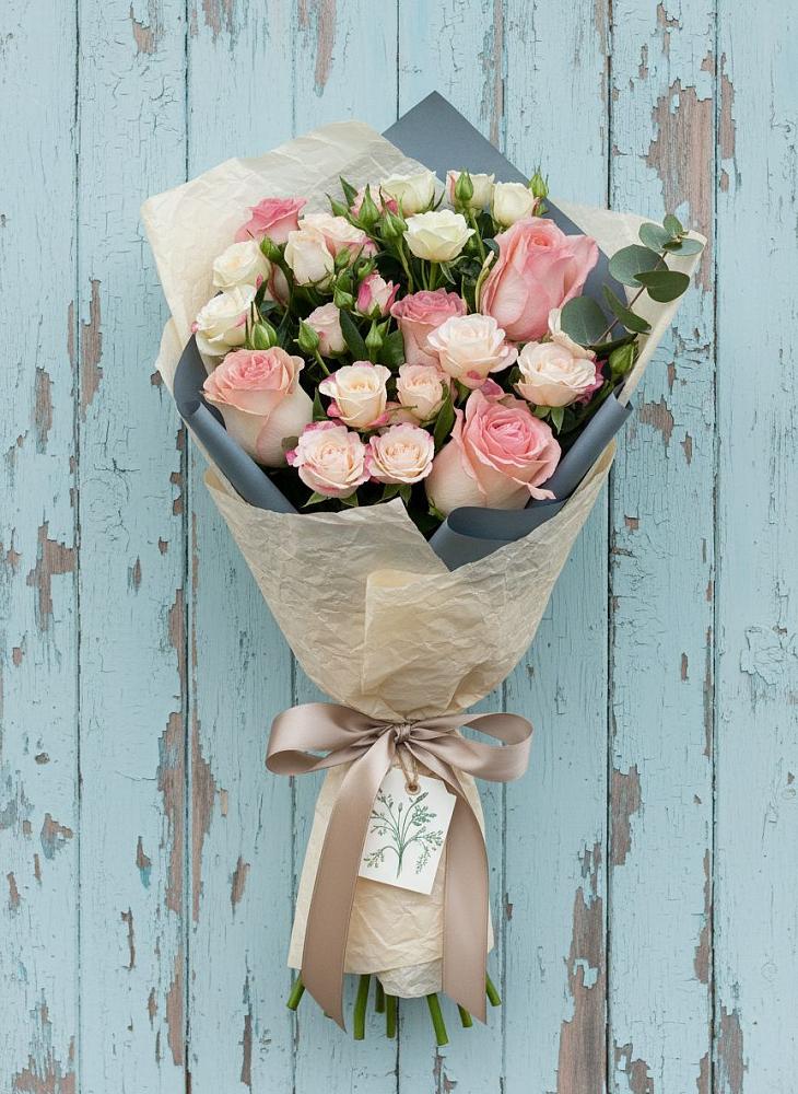 Букет цветов из: Розы в Антипихе