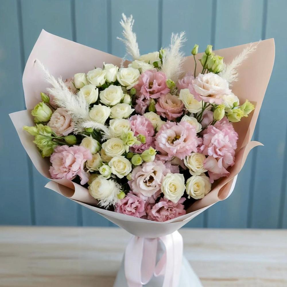 Букет цветов из: Альстромерии и Розы в Антипихе