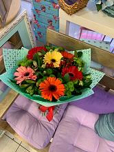 Букет цветов из:  Герберы, Хризантемы и Альстромерии #REPLACE_PRED# Антипихе