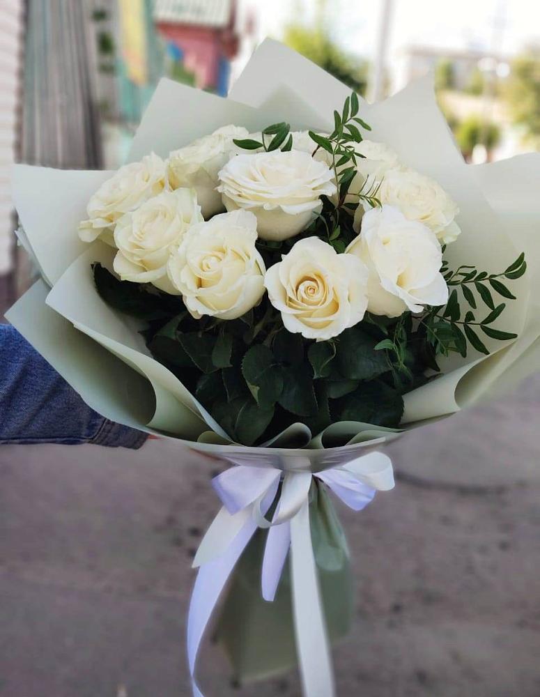 Букет Белые розы Проуд в Антипихе