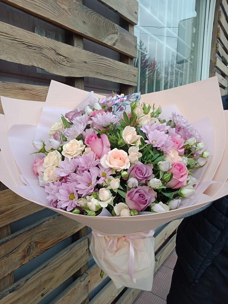 Букет цветов из: Розы и Хризантемы в Антипихе