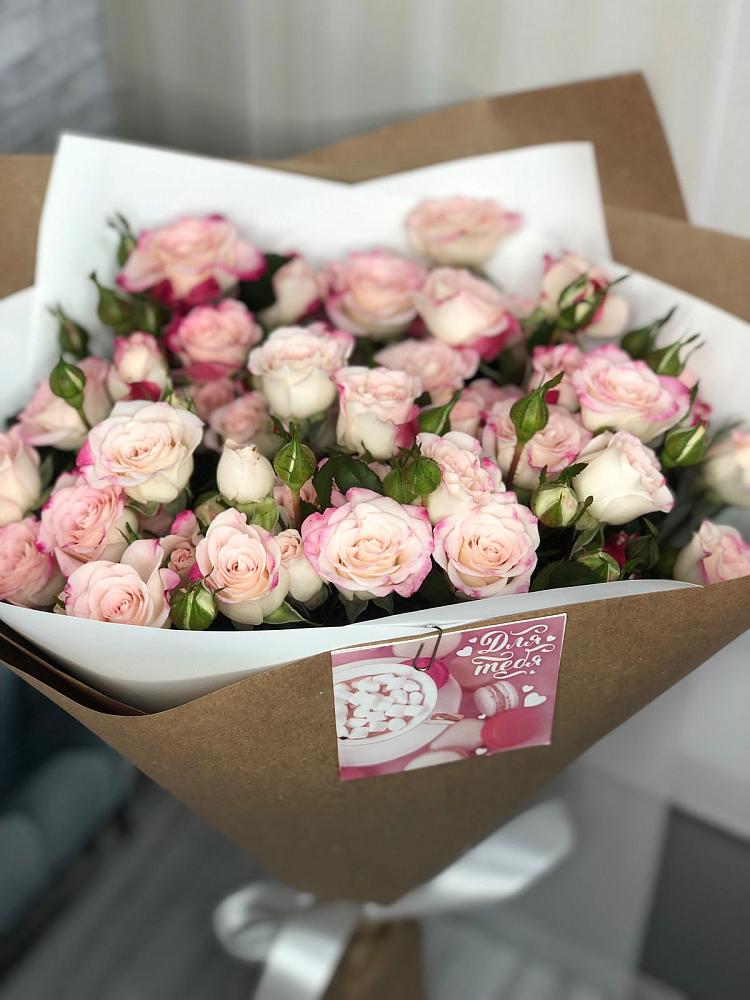 Букет цветов из: Розы в Антипихе