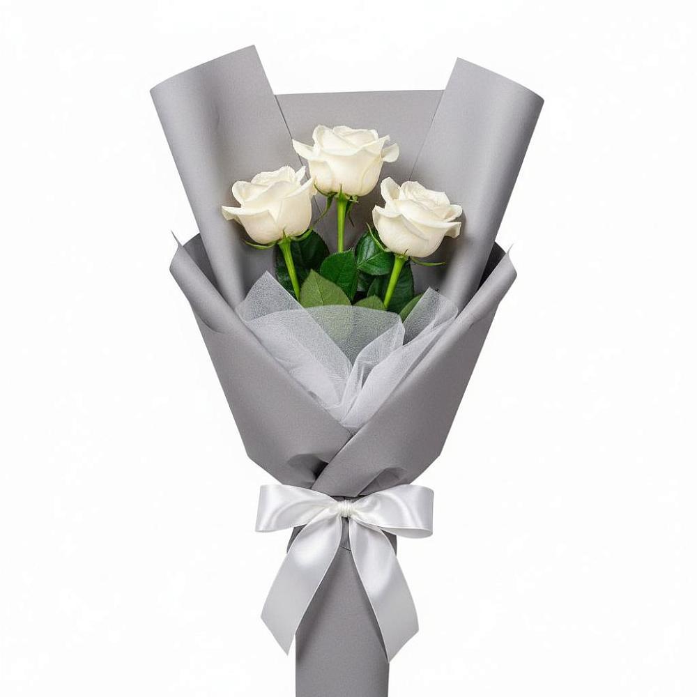 Букет 3 белые розы в Антипихе