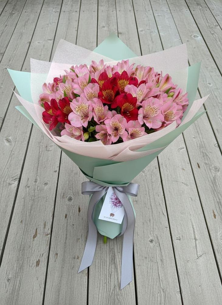 Букет цветов из: Альстромерии в Антипихе