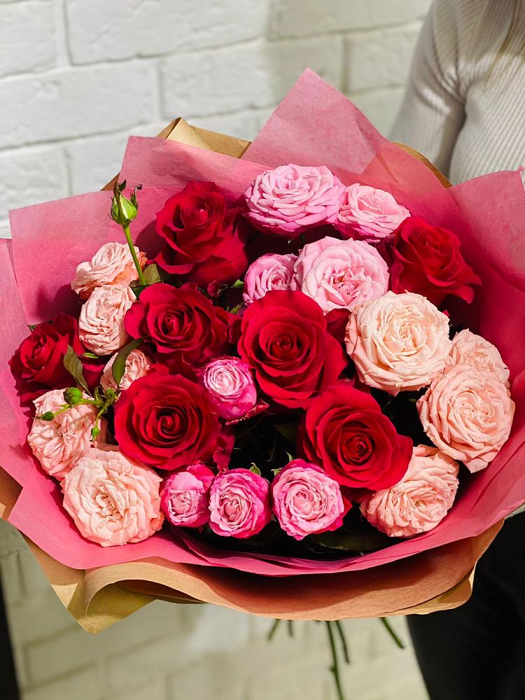 Букет цветов из: Розы в Антипихе