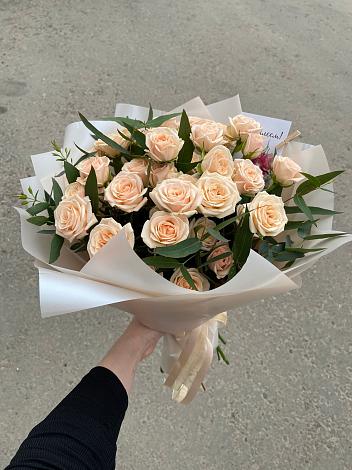 Букет Кремовые розы Латте в Антипихе