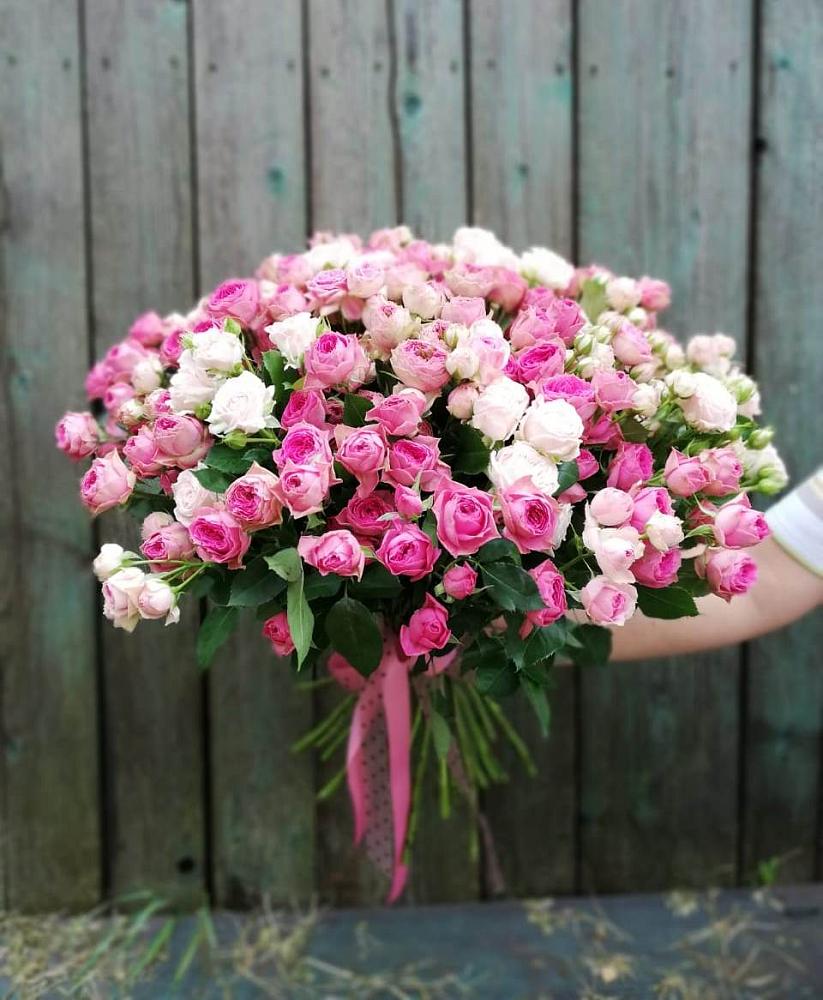 Букет Розовые кустовые розы Натали и Лав Лидия в Антипихе