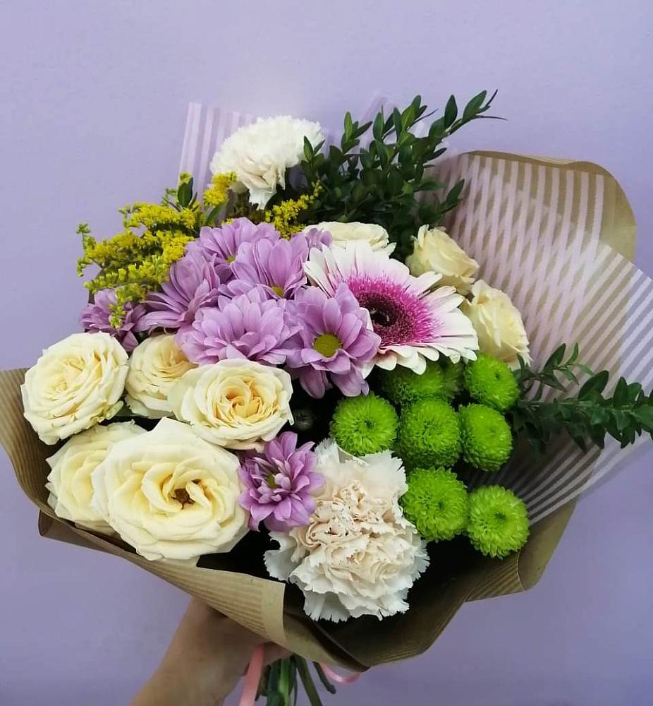 Букет цветов из: Хризантемы, Розы, Гвоздики и Герберы в Антипихе