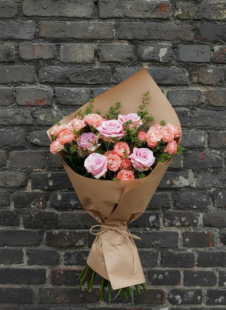 Букет цветов из: Розы в Антипихе