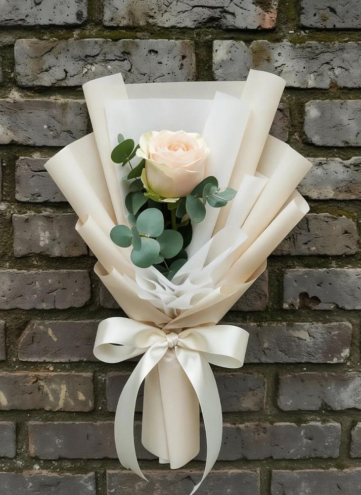 Букет цветов из: Розы в Антипихе