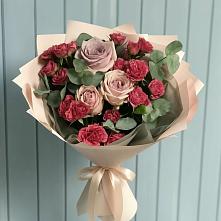 Букет цветов из:  Гвоздики и Розы в Антипихе