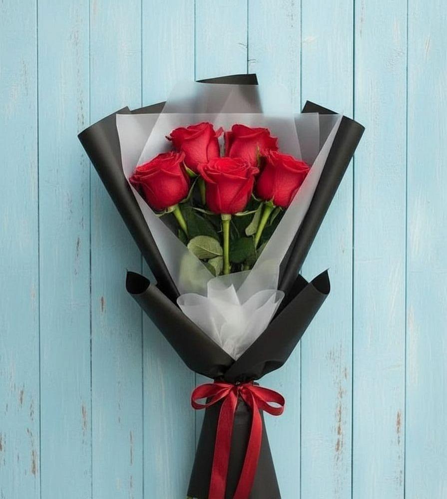 Букет цветов из: Розы в Антипихе