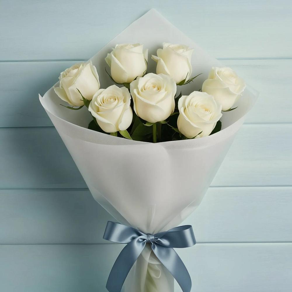 Букет 7 Белых роз Эдлесс Лав в Антипихе